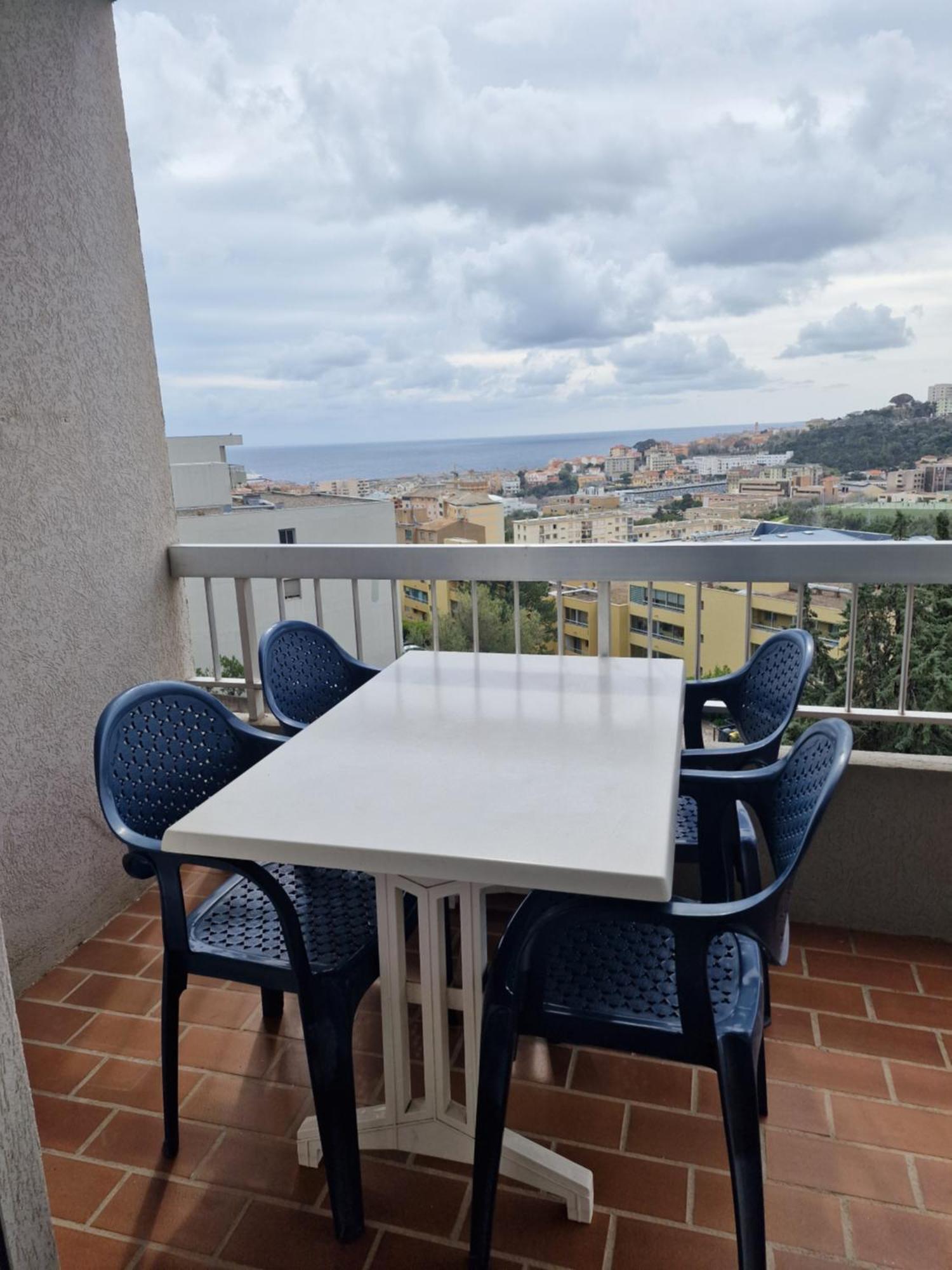 Aloes Lägenhet Bastia  Exteriör bild